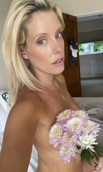 Alara Beckham / alara_beckham / alarabeckham Nude Leaks OnlyFans Photo 20