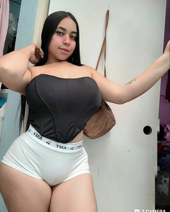 Alejandra Mieles / alejandramielesoficial Nude Leaks Photo 1