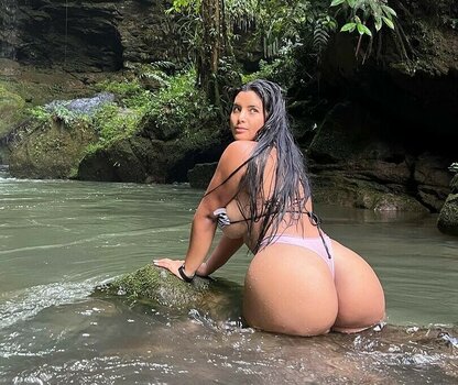 alejandraquiroz.oficial Nude Leaks OnlyFans Photo 4