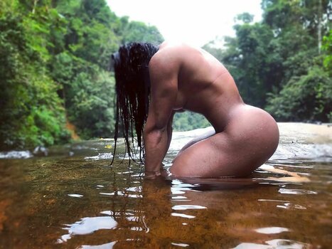 Alessandra Alves / eualessandraalves2 Nude Leaks Photo 1