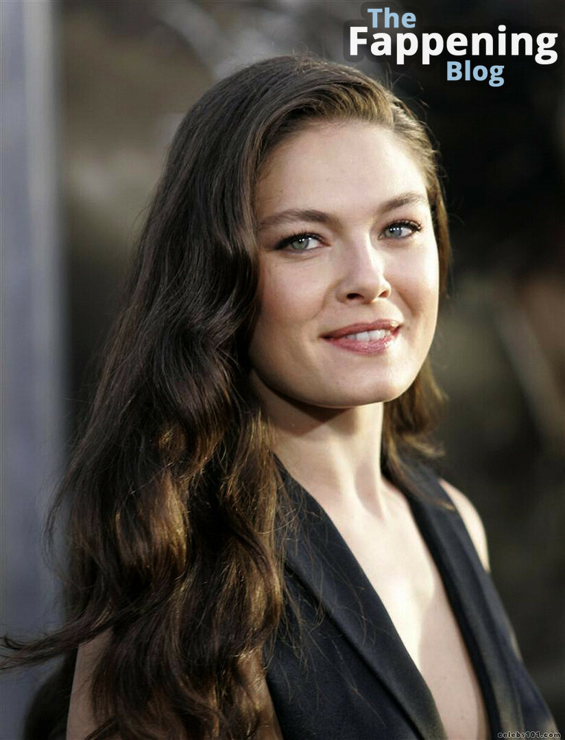 Alexa Davalos / alexakdavalos Nude Leaks Photo 12 | #TheFappening