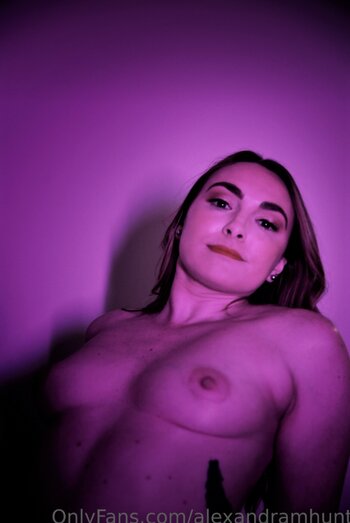 Alexandra Hunt / alexandramhunt / thealexandrahunt Nude Leaks OnlyFans Photo 11