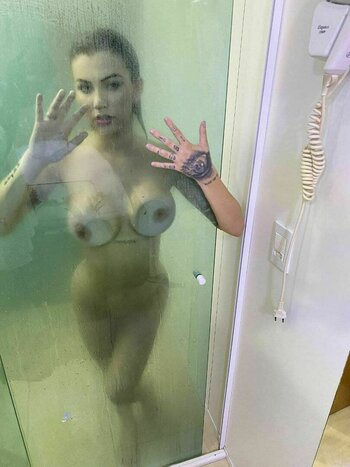 Alexia Karen / alexiakaren__ Nude Leaks Photo 8