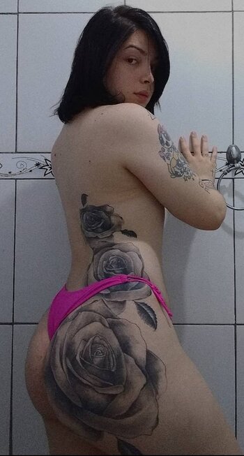 Alice Neves / alicenevesssss Nude Leaks Photo 4