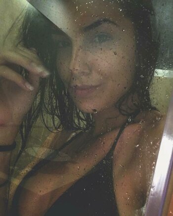 Alicia Londoño / alicialondono88 Nude Leaks Photo 11