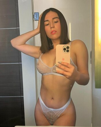 Alina Garza / AleAlejandra03 / alegallardo03 / alinagg Nude Leaks OnlyFans Photo 5