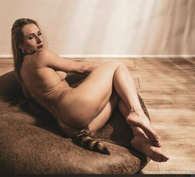 Aline Hirth / alinehirth Nude Leaks Photo 25