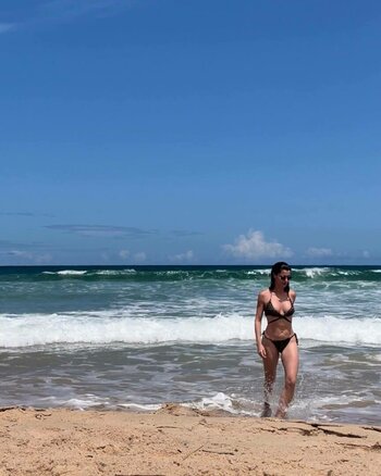 Alinne Moraes / alinnemoraes Nude Leaks Photo 10