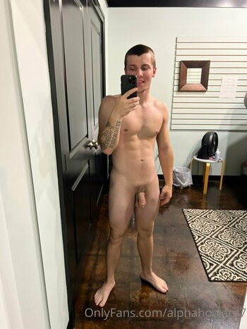 alphahoward7 Nude Leaks Photo 1