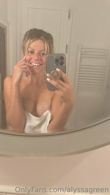 alyssagreen Nude Leaks Photo 28