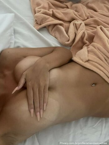 Amanda Alcunha / amandaalcunha / secundariaamandaalc Nude Leaks OnlyFans Photo 30