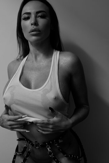 Amber Emery / amberemery / iamamberxemery Nude Leaks OnlyFans Photo 10