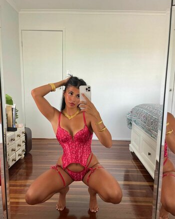 Ambraguiotto Nude Leaks OnlyFans Photo 22