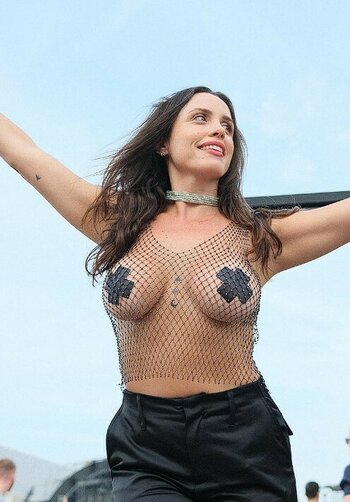 Ana Carolina Serra / anacarol_serra / dancewithmeeee Nude Leaks OnlyFans Photo 5