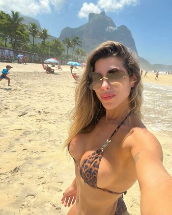 Ana Paula Minerato / anagatinha / apminerato Nude Leaks OnlyFans Photo 25
