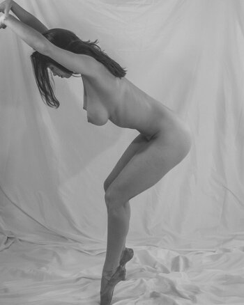 Anais Palacios / Jazz Reilly / anaisdiorpalacios / tinydancer1111 Nude Leaks Photo 9