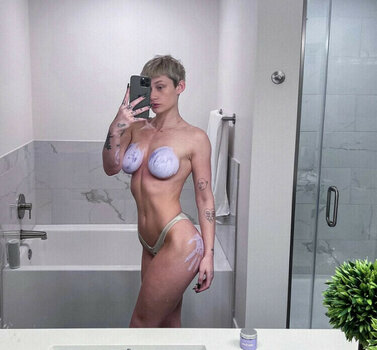 Anastasia Alexander / b00tyvuitton / itsanastasiaalexander Nude Leaks OnlyFans Photo 2
