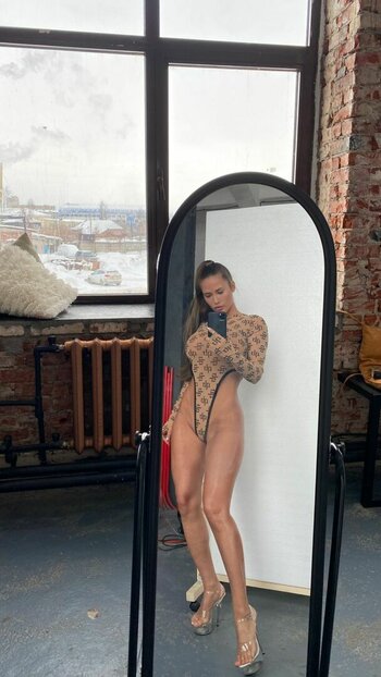 Anastasia Anikina / anastasiyaanikina Nude Leaks Photo 19