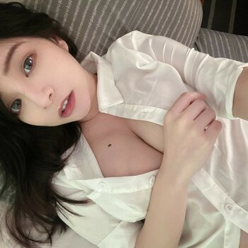 Angelakuo /  / AngelaKuo8 / angelakuo0504 / 郭鬼鬼Angela Nude Leaks OnlyFans Photo 1