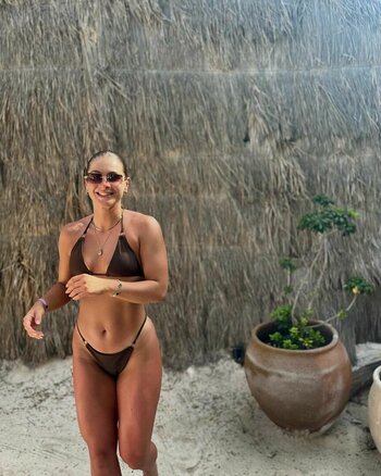 Angelica Decoene / bodypositivebodybuilder Nude Leaks Photo 2