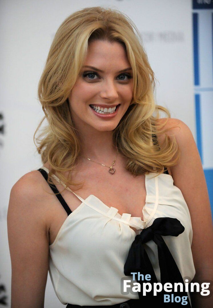 April Bowlby  aprilbowlby  aprilthebowlby Nude Leaks OnlyFans Photo 75 |  TheFappening