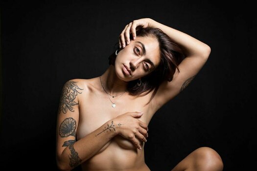 Ariel Tsarfati / arielts1 Nude Leaks Photo 8