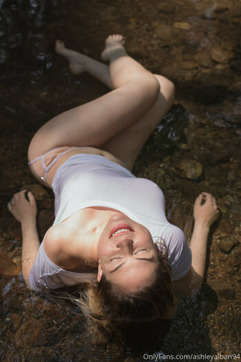 Ashley Alban / ash.ley.alban / ashleyalban94 Nude Leaks Photo 68