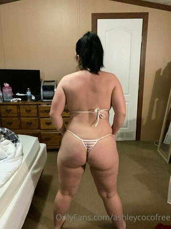 Ashley Coco / ashleycoco / ashleycoco_93 Nude Leaks OnlyFans Photo 18