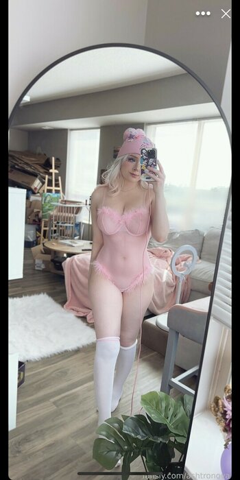 Ashtronova Nude Leaks Photo 46