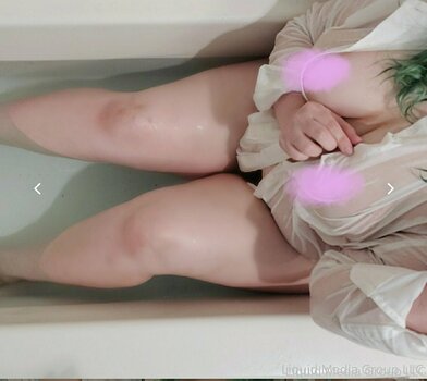 avalei_free Nude Leaks Photo 15