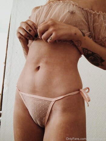 babydollmariex / dollmariex / fuckdollmarie Nude Leaks OnlyFans Photo 8