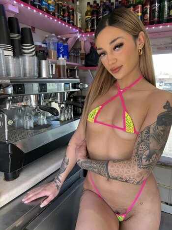 Baristatbaby / stripitdownt Nude Leaks OnlyFans Photo 13