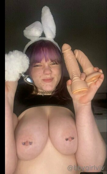 bbygirlviv Nude Leaks Photo 19