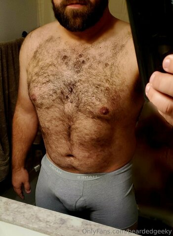 beardedgeeky Nude Leaks Photo 19