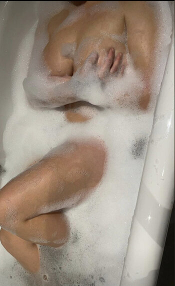 Becky Snow / becky217 / beckysnow16 Nude Leaks OnlyFans Photo 9