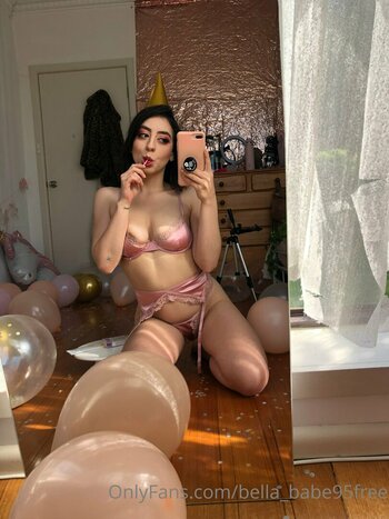 bella_babe95free Nude Leaks Photo 2