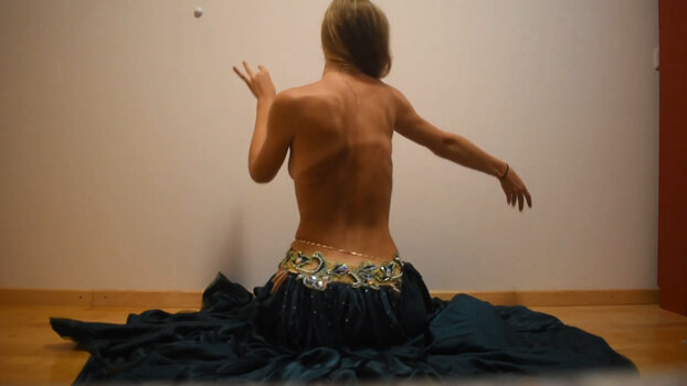 Belly Dancer Lisa / korneelcia / lisajeanbellydance Nude Leaks OnlyFans Photo 3