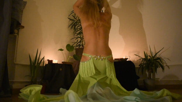 Belly Dancer Lisa / korneelcia / lisajeanbellydance Nude Leaks OnlyFans Photo 10