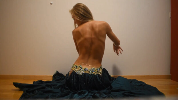 Belly Dancer Lisa / korneelcia / lisajeanbellydance Nude Leaks OnlyFans Photo 11