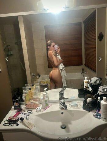 BilssfulBrit / blissfulbrit / blissfulbrittxo Nude Leaks OnlyFans Photo 1