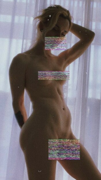 BipsyGG / instagram Nude Leaks Photo 7