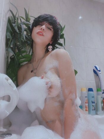 Bitchieasian / lycheeelee Nude Leaks Photo 7