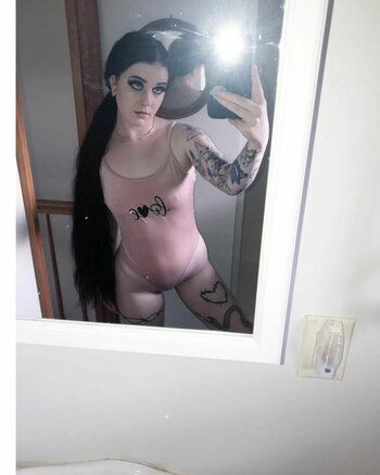 bitchwthwifi Nude Leaks Photo 8