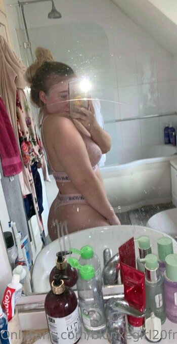 blonxegirl20free Nude Leaks Photo 19