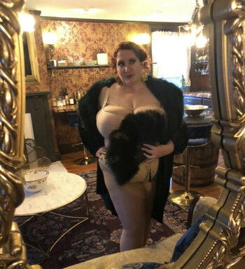 bodaciousbigmamared / bodaciousred Nude Leaks OnlyFans Photo 7