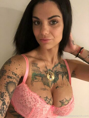 Bonnie Rotten / bonnierottenx / officialbonnierotten / thebonnierotten Nude Leaks OnlyFans Photo 358