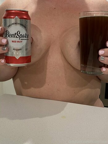 boobs-beer Nude Leaks Photo 6