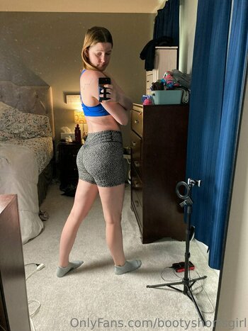 bootyshortsgirl / Booty Shorts Girl Nude Leaks OnlyFans Photo 16