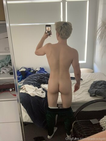 bradcockpitt Nude Leaks Photo 31