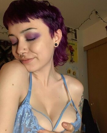 Bratbunnybby / Maplebunx Nude Leaks Photo 16